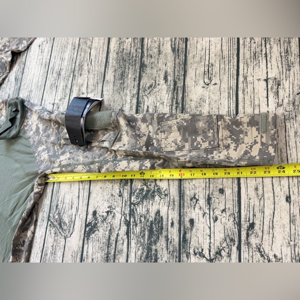 Massif US Army Combat Shirt Men Large, Digital Camo, Flame Resistant, Stretch - Picture 9 of 16